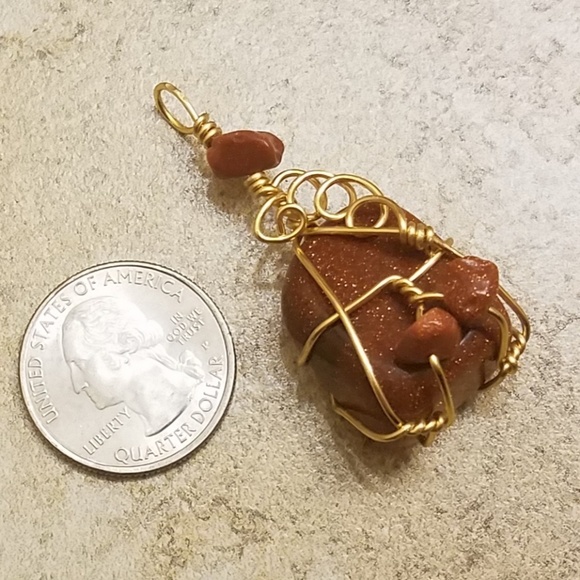 SOLD SALE!!! Sparkly Goldstone Crystal Pendant Necklace - Picture 4 of 6